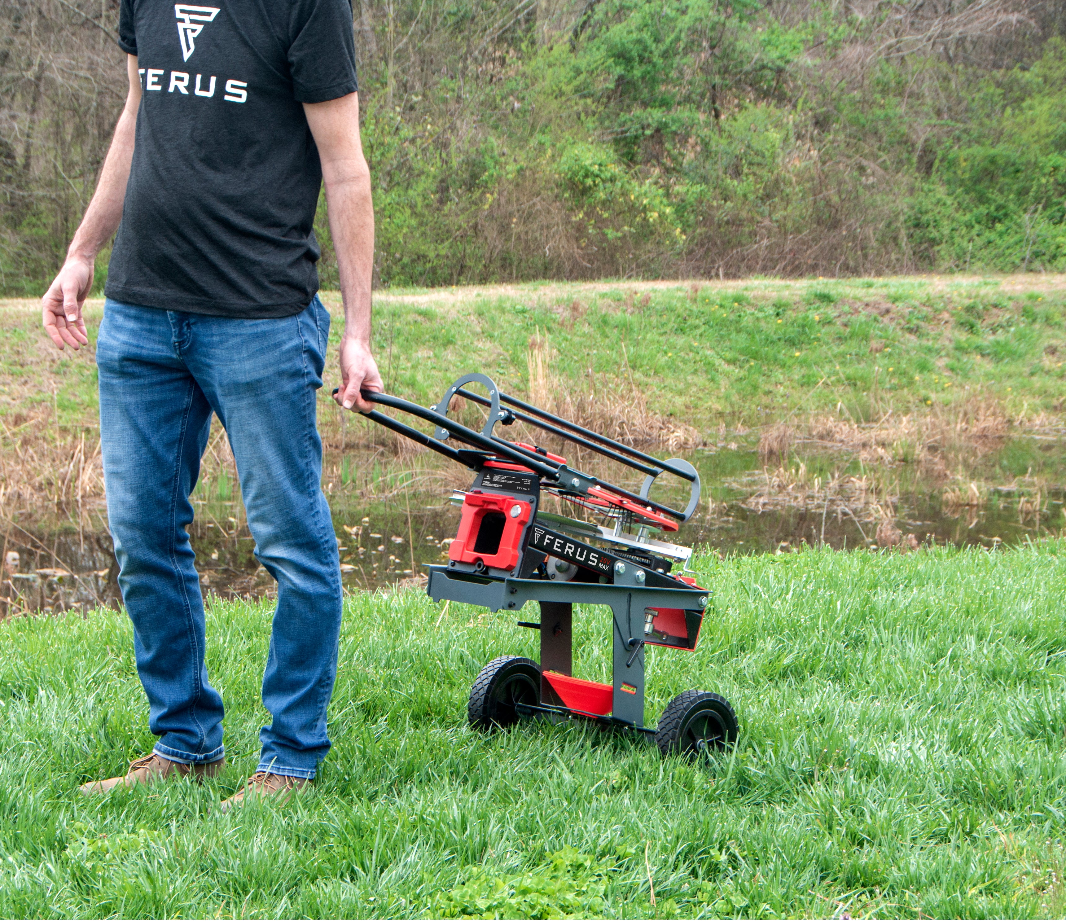 LT300 20 Volt Lithium-Ion Clay Thrower